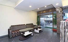 Hotel Yatrik Inn 3*